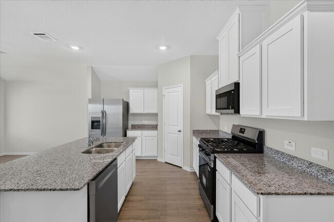 Building Photo - 728 Orchid Wy