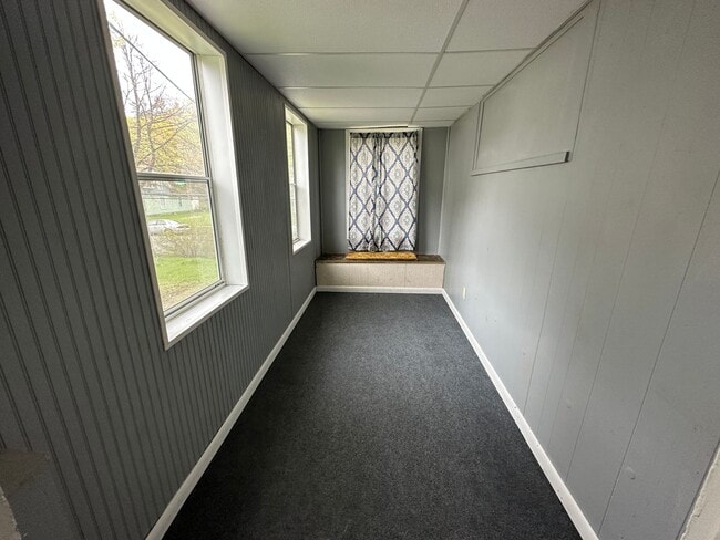 Building Photo - 937 S Jackson St