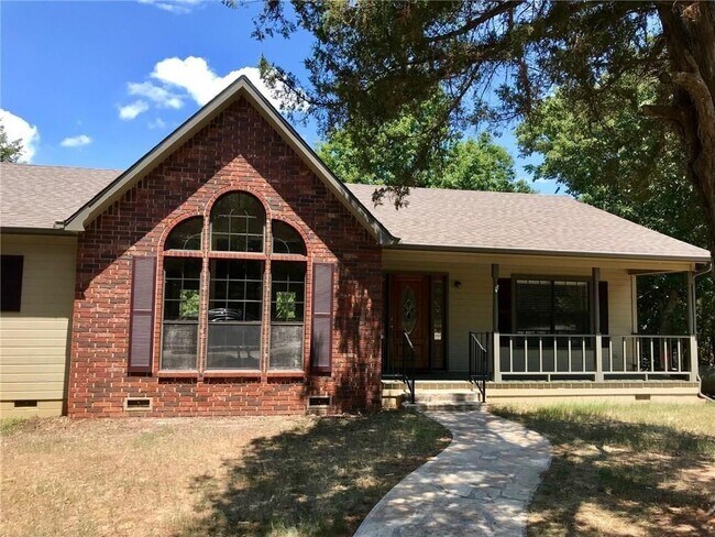 Building Photo - 9790 Larkin Ln