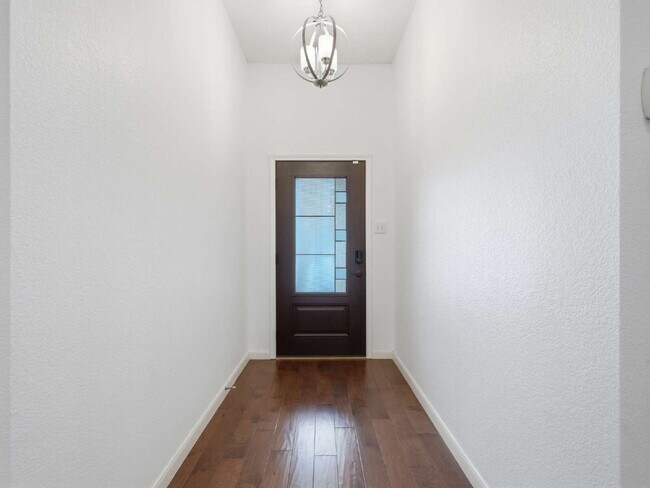 Building Photo - 1039 Wood Brook Dr