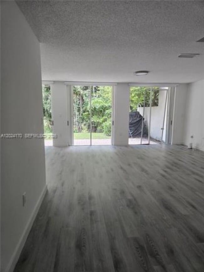 Building Photo - 9835 NW 43rd Terrace