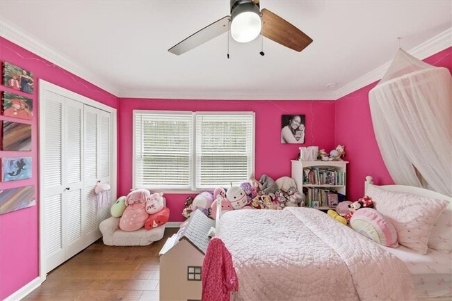 Building Photo - 15 Arpege Way NW