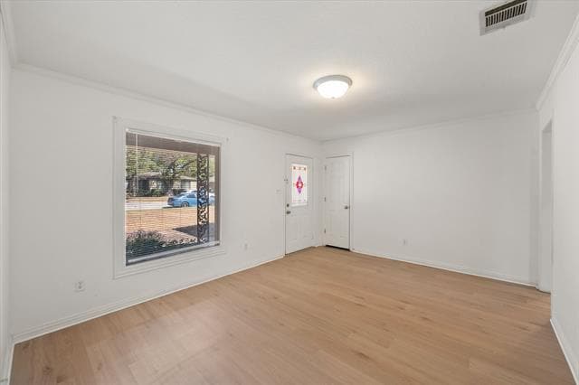 Building Photo - 344 Bedford Ct E