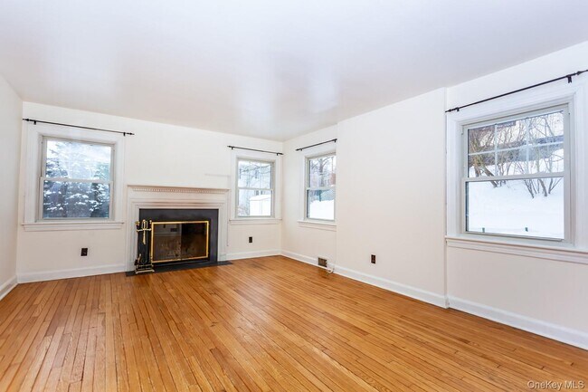 Building Photo - 530 Union Ave