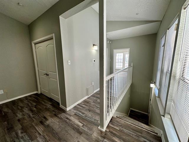 Building Photo - 9823 Summerwood Cir