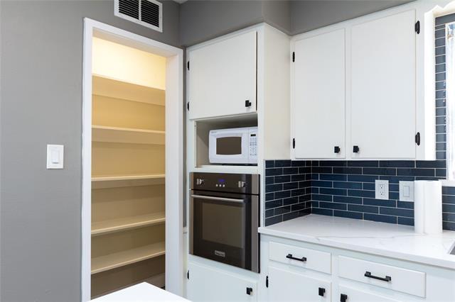 Building Photo - 3217 Cedarcroft Ln