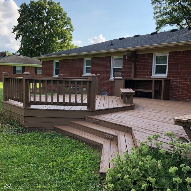 Building Photo - 6347 Breamore Rd