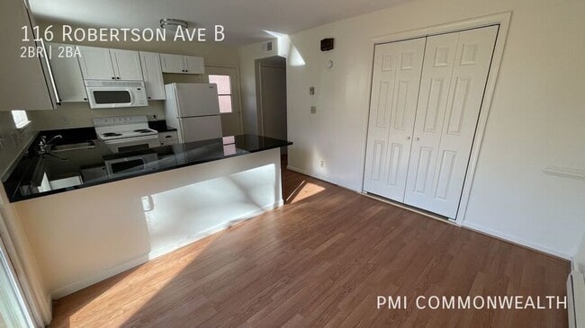 Building Photo - 116 Robertson Ave