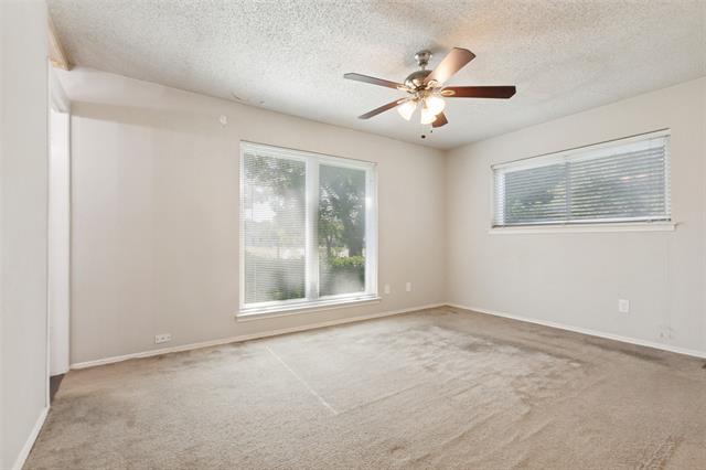 Building Photo - 3417 Kenwood Cir