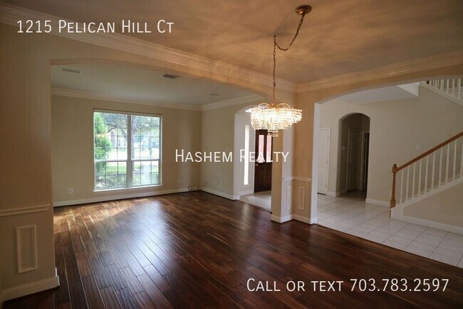 Building Photo - 1215 Pelican Hill Dr