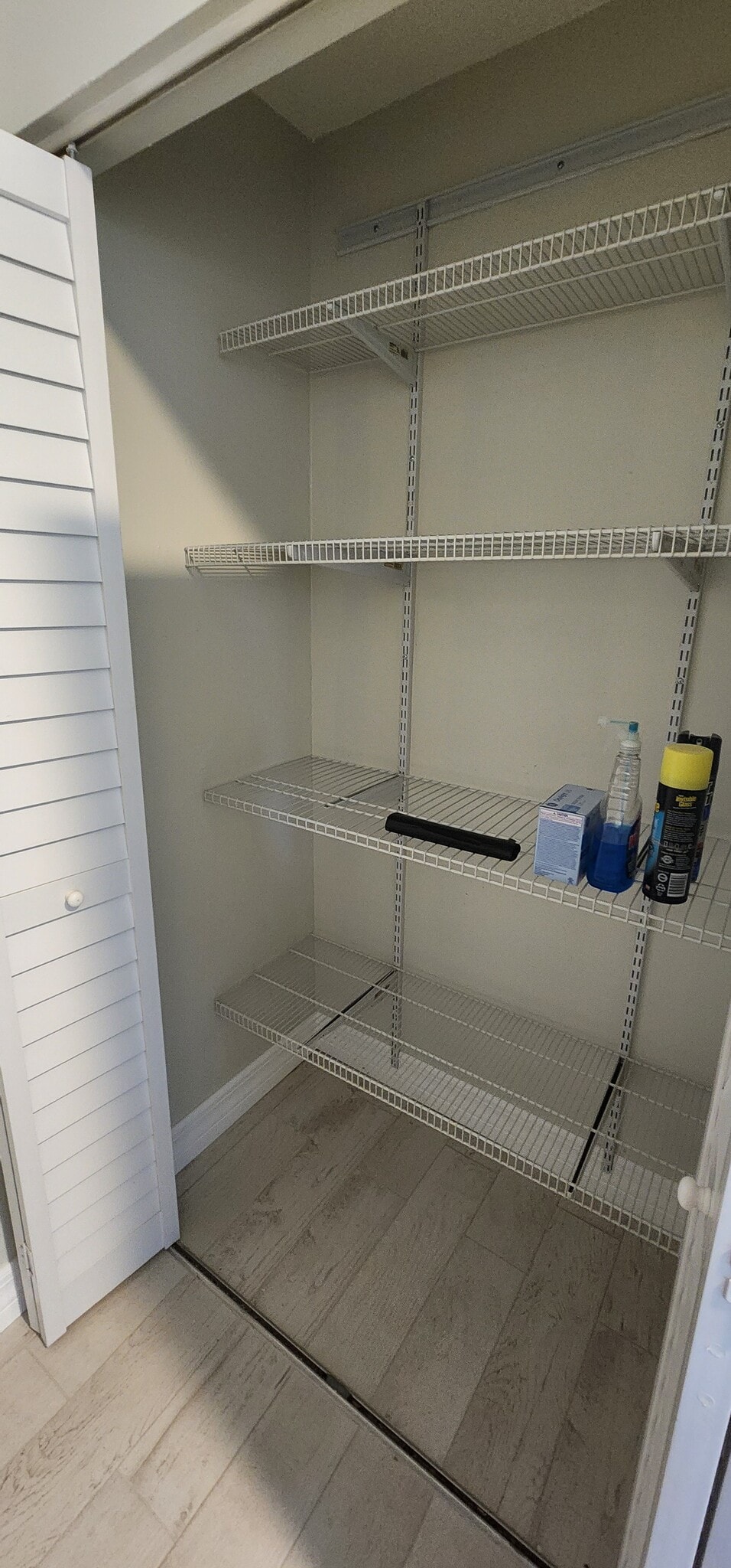 Building Photo - 369 Diamond St