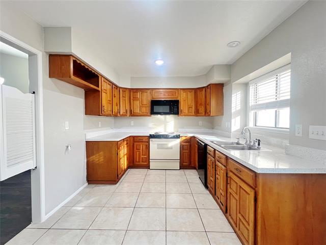 Building Photo - 1304 Creekwood Ct