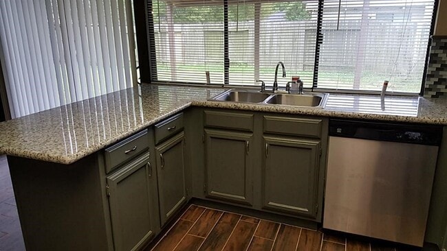 Building Photo - 15311 Camino Del Sol Dr