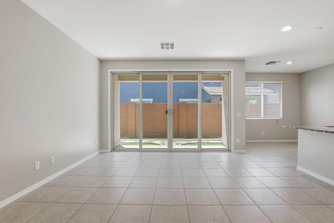Building Photo - 9319 E Sector Dr