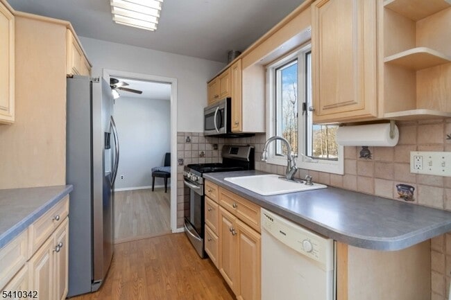 Building Photo - 9 McKinley Pl