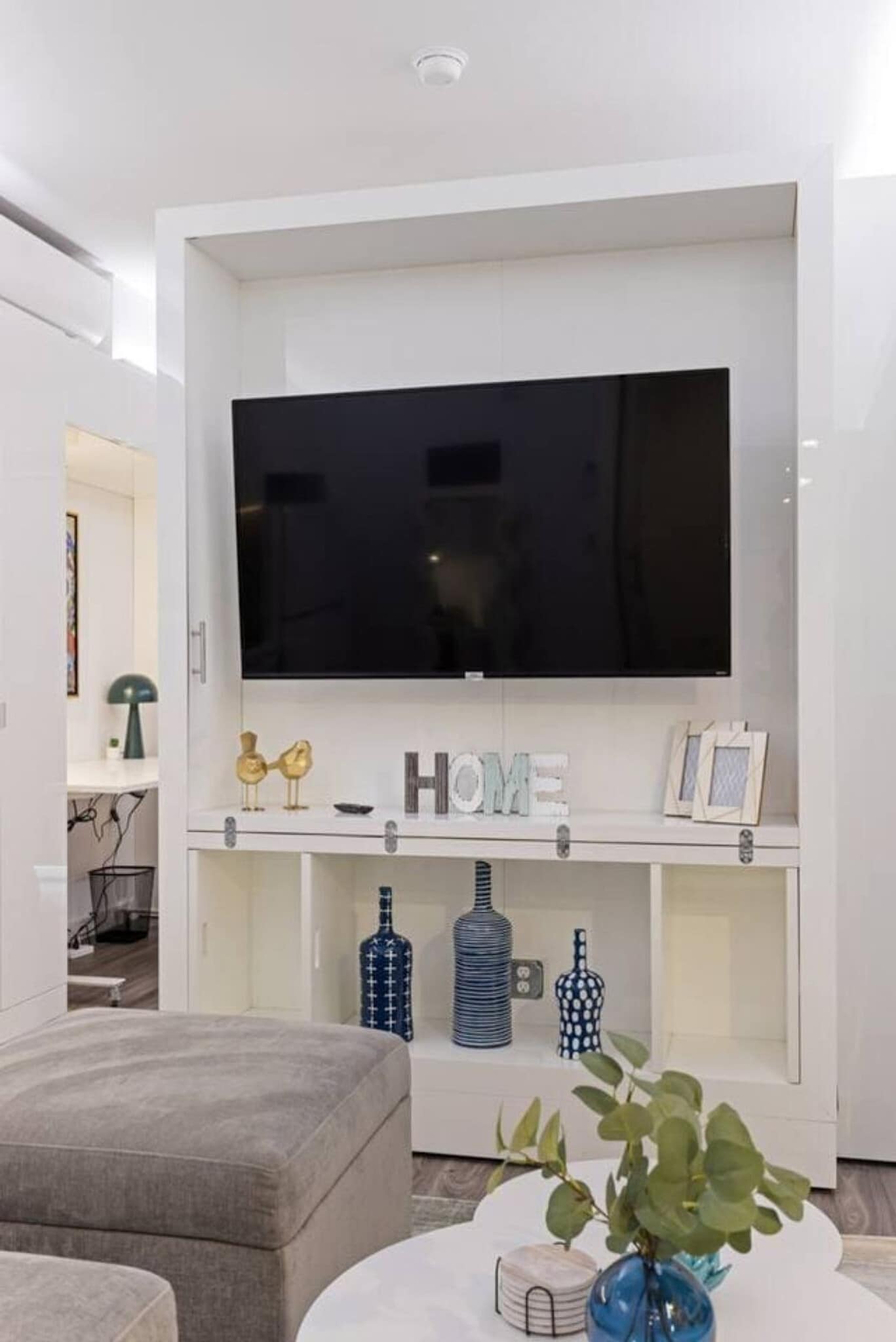 Building Photo - 12607 Larchmere Blvd