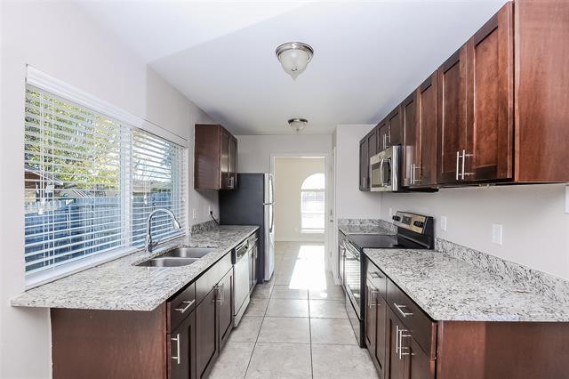 Building Photo - 7235 Long Canyon Trail