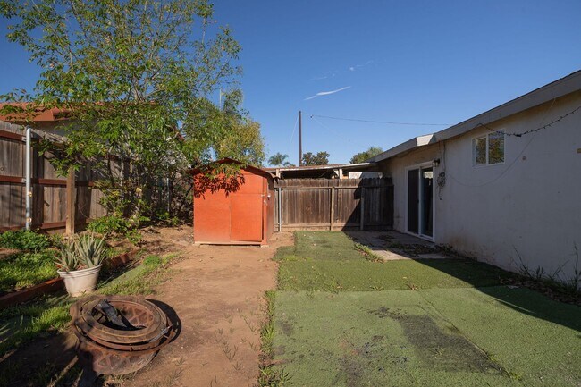 Building Photo - 767 Ball Ave