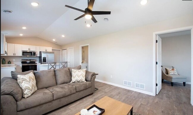 Building Photo - 3111 Scotch Ln