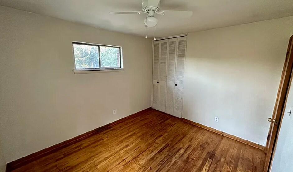 Building Photo - 270 Cluster Ave