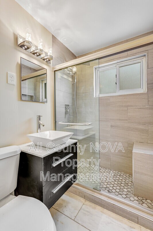 Building Photo - 7412 Marc Dr