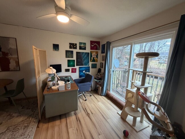 Building Photo - 2BR/2BA Apartments Near Downtown Blacksburg & Virginia Tech