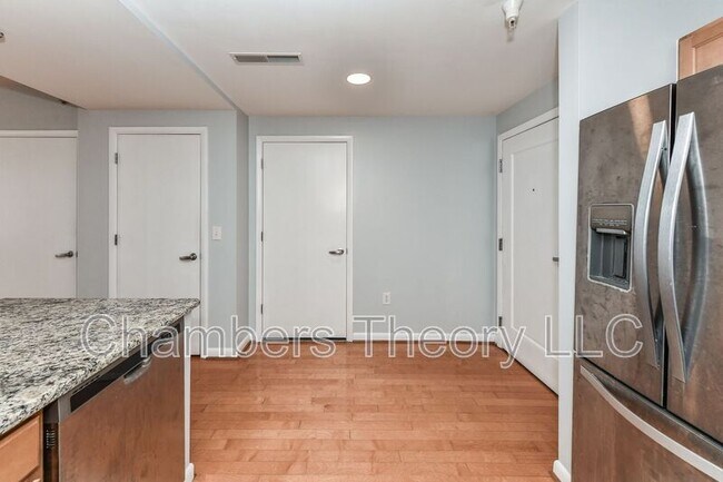 Building Photo - 350 G St SW