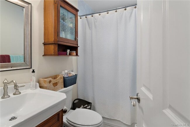 Building Photo - 46 Morgan St