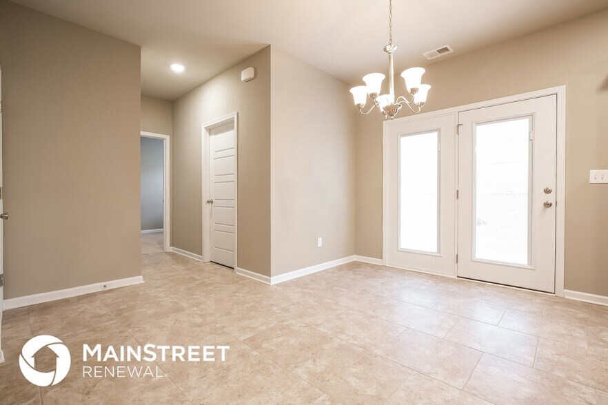 Building Photo - 111 Chyntara Dr