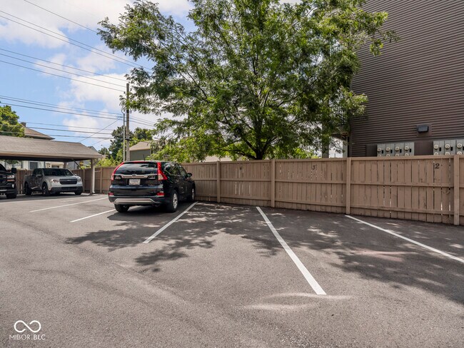 Building Photo - 2161 N Meridian St