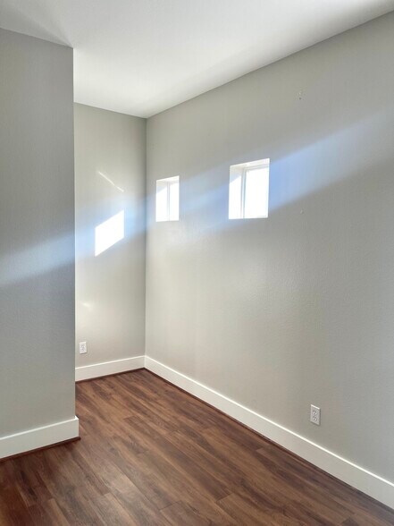 Building Photo - 1604 Tribeca Way