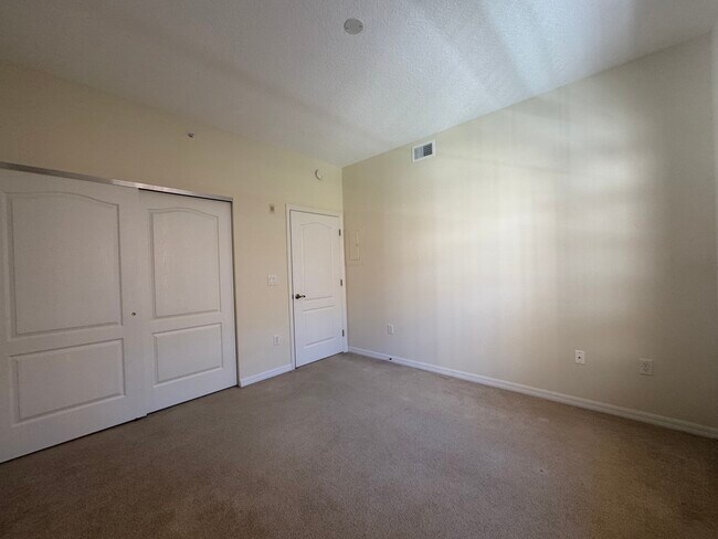 Building Photo - 1403 Gondola Park Dr