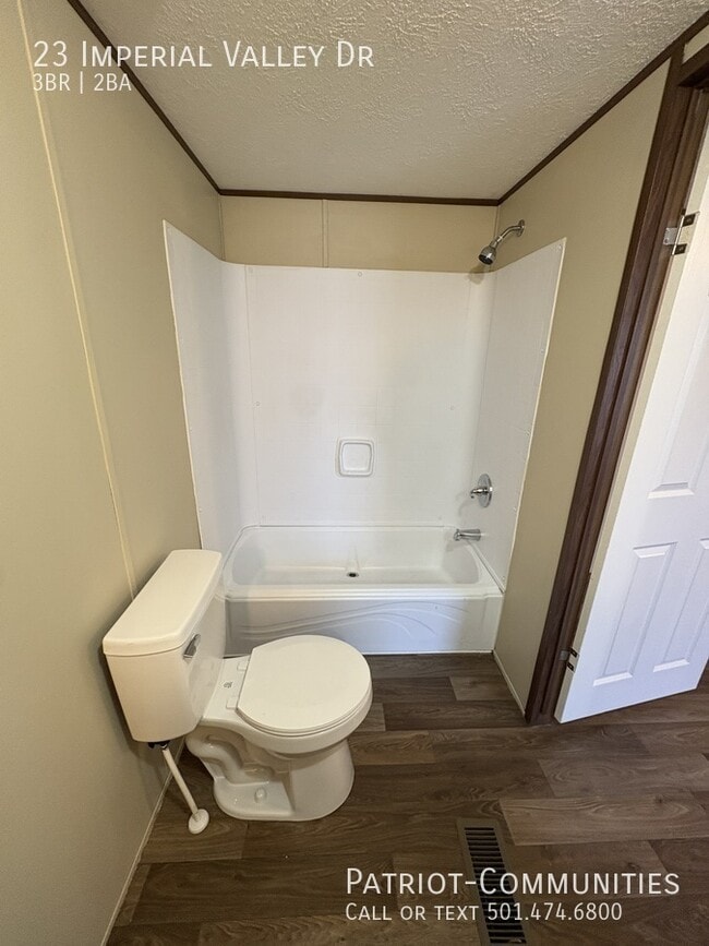 Building Photo - 23 Imperial Valley Dr