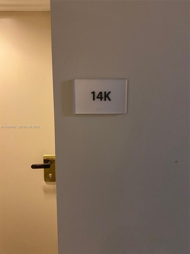 Building Photo - 555 NE 15th St