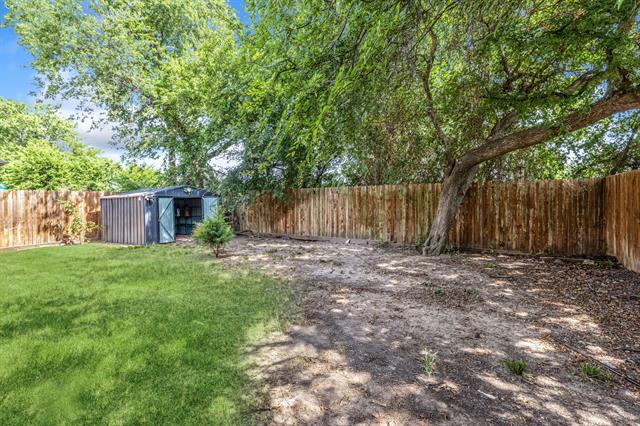 Building Photo - 2360 Whispering Pines Dr