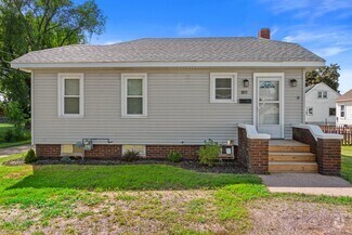 Building Photo - 1 Bedroom House