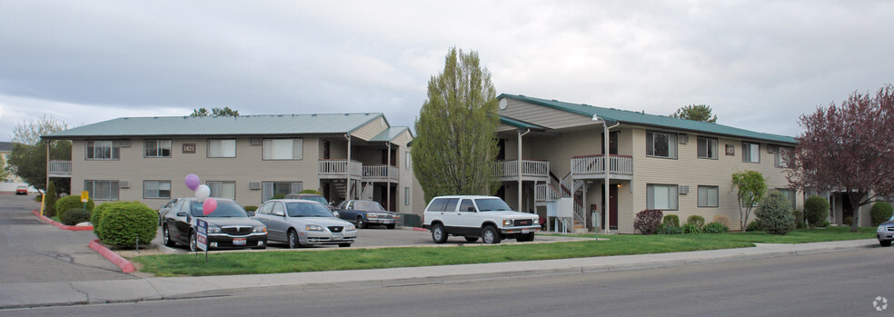 Primary Photo - Juniper Court Apartments