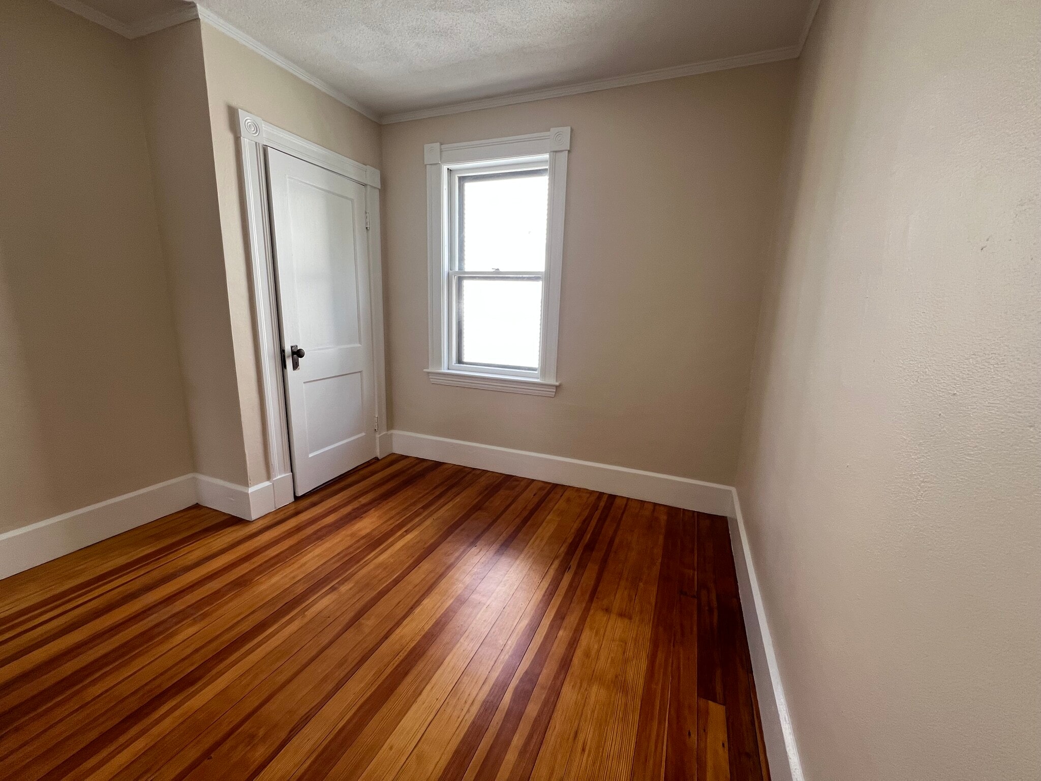 Bedroom 2 - 15 Hull St