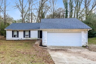 Building Photo - 596 Post Oak Rd