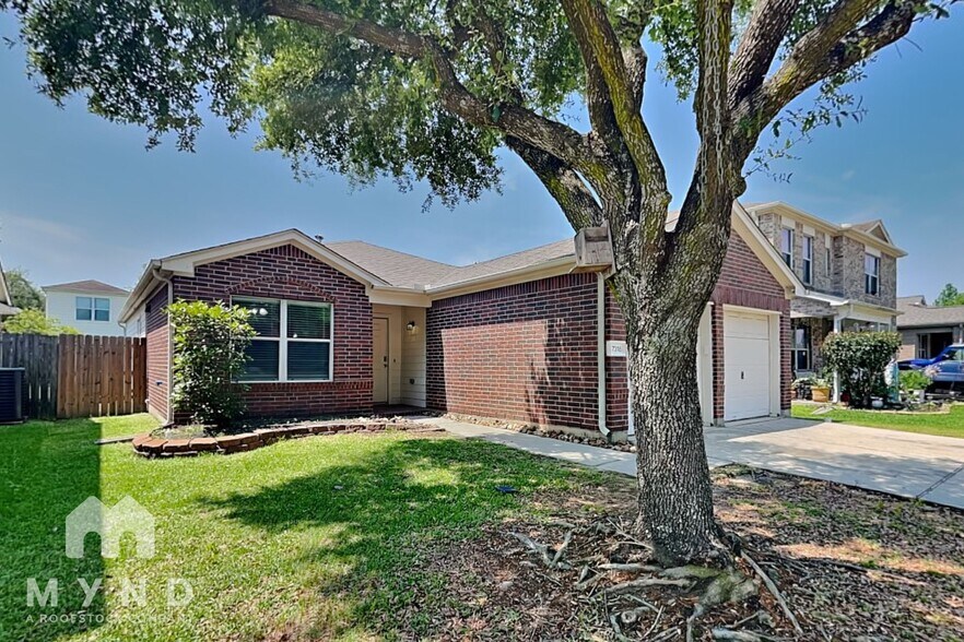 Building Photo - 7318 Rosebud Bend Dr