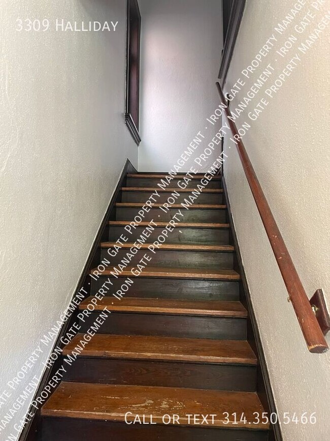 Building Photo - 3309 Halliday-