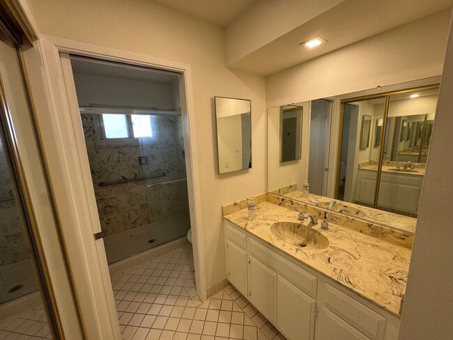 Building Photo - Open House Sunday 4/19 11 am - 12 pm:  Beautifully Updated Corner-Lot Home in Millbrae – Spacious...