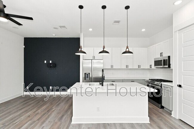 Building Photo - 2908 Stevens St