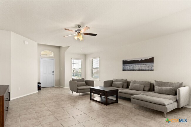 Building Photo - 2416 Elba Dr