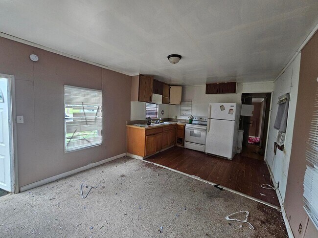 Building Photo - 920 Boardwalk Ln