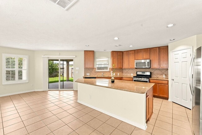 Building Photo - 12410 Skyview Star Ct