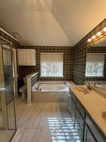 Building Photo - 3047 Renaissance Ct