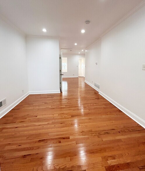 Building Photo - 1241 Orthodox St