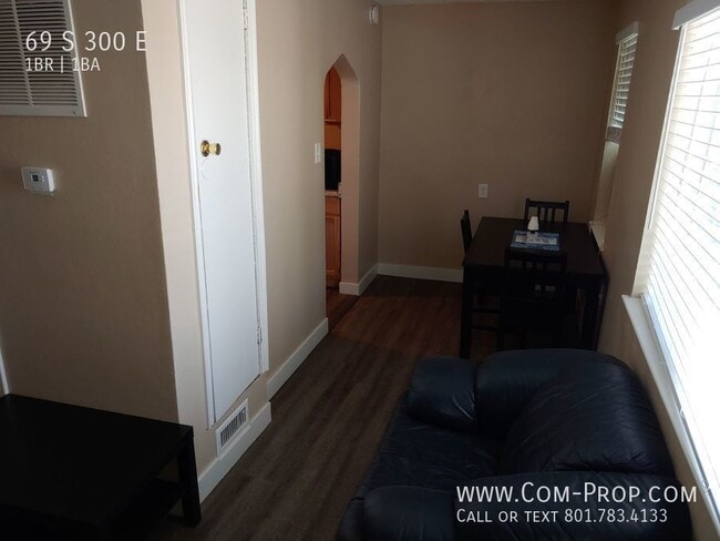 Building Photo - 69 E 300 S