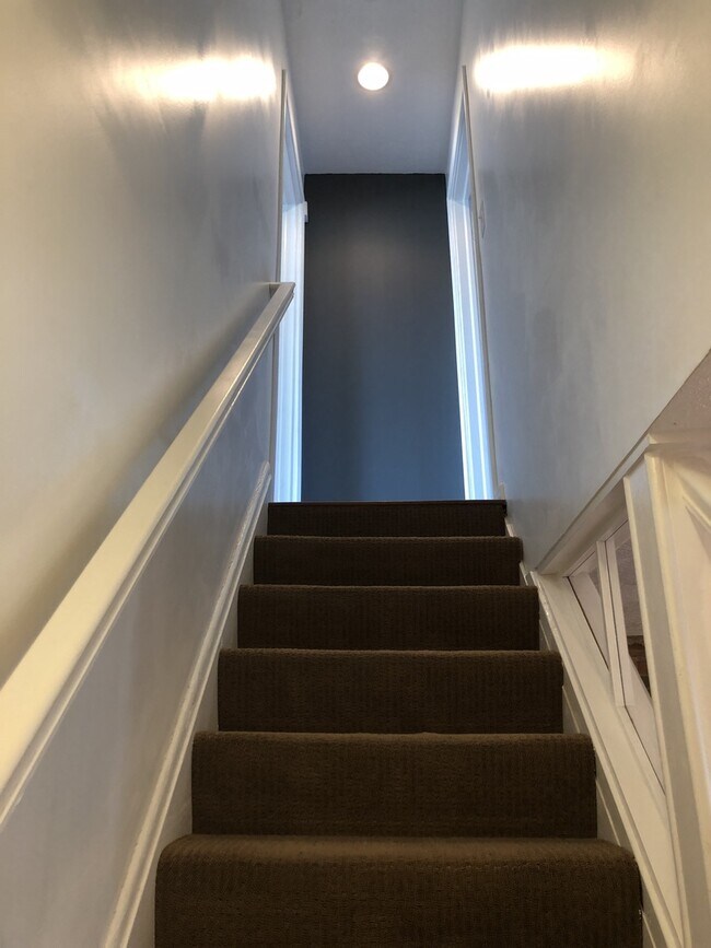 Building Photo - *****Gorgeous Lawrenceville 3-Bed / 1.5 Bath available FOR RENT   July 1st!!******